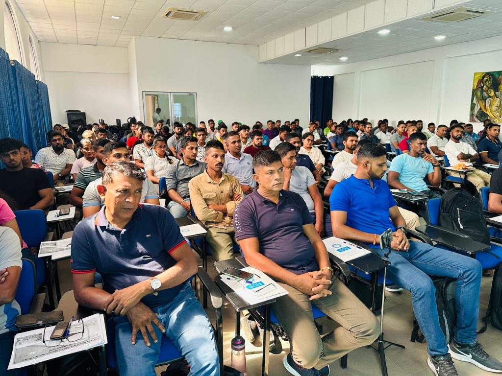 lecture-hall-8